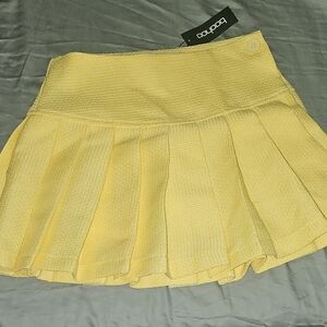 Boohoo Vibrant Yellow Pleated Mini Skirt